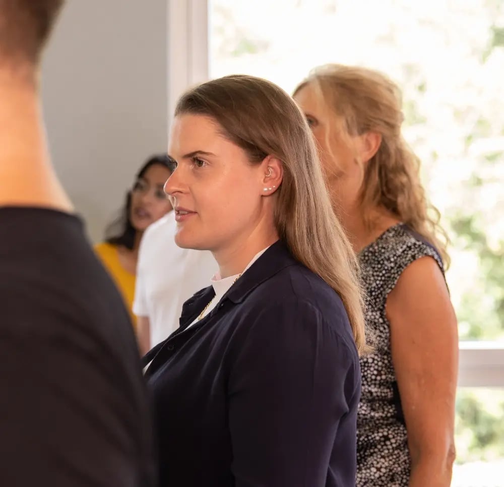 Sales: Kundinnen und Kunden begleiten, Lösungen platzieren und Erfolge mitgestalten. POLYPOINT.