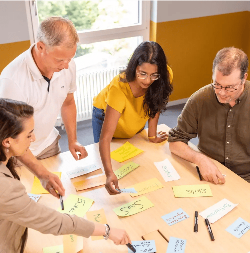 Im Team gemeinsam mehr erreichen und sich aufeinander verlassen. POLYPOINT.