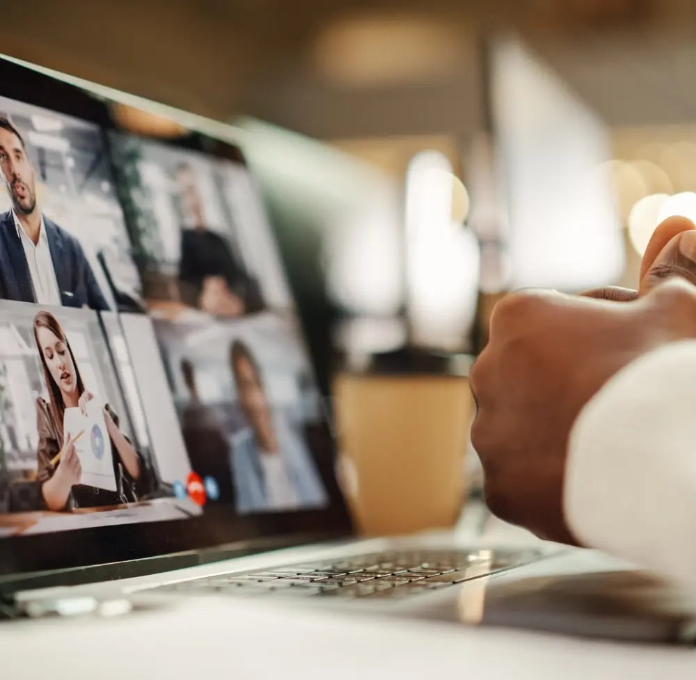 Wissen im Unternehmen sichern und erweitern – für Kontinuität und neue Möglichkeiten. POLYPOINT.